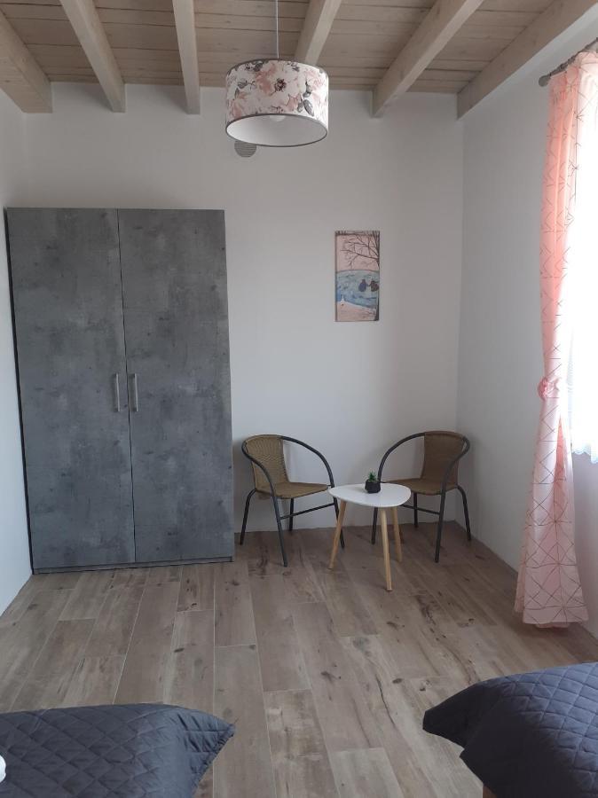 Apartamenty Roza Wiatrow Solec Zdroj Ngoại thất bức ảnh